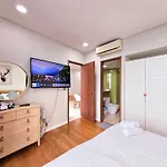 1 Min To Klcc Sky Suites Klcc At Kuala Lumpur